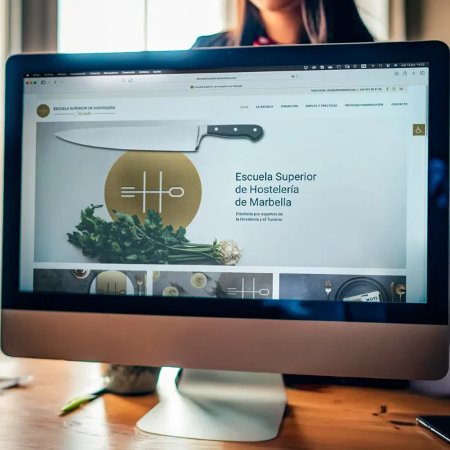 Diseño y desarrollo de página web corporativa educativa